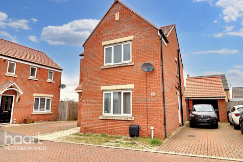 Cornmill Close, Peterborough 3 bed detached house for sale