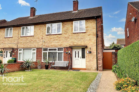 3 bedroom semi-detached house for sale