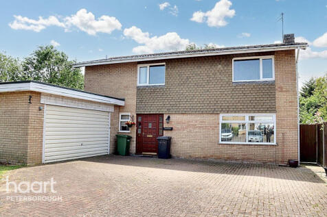 Mickle Gate, Longthorpe 4 bed detached house for sale