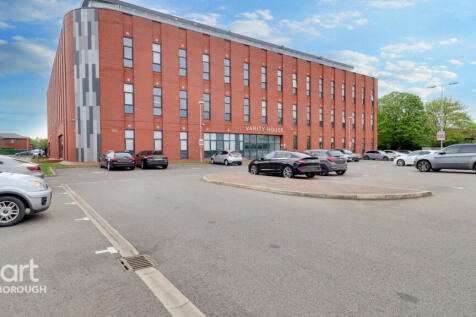 Vicarage Farm Road, Peterborough 2 bed flat for sale