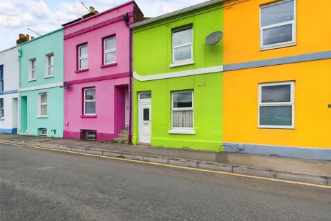 St. Kilda Parade, Gloucester... 3 bed terraced house for sale