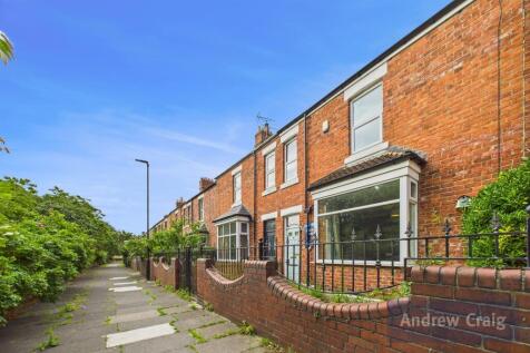 Albert Terrace, Whitley Bay 3 bed terraced house for sale