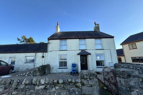 Lon Groes, Caernarfon, LL55 3 bed detached house for sale