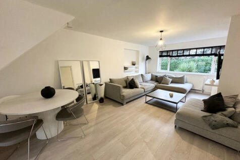 Lon Y Ffrwd, Bangor, LL57 5 bed detached bungalow for sale