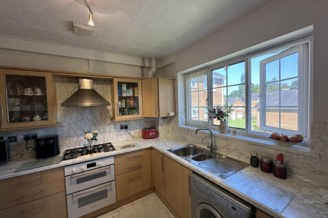 Glantraeth, Bangor, LL57 3 bed apartment for sale