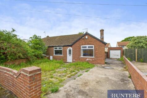 St. Marys Crescent, Bridlington... 2 bed semi