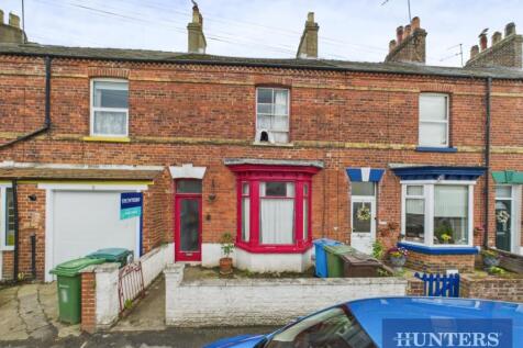 Nelson Street, Bridlington 2 bed terraced house for sale