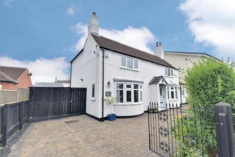 Baker Street, Appleton Wiske... 4 bed link detached house for sale