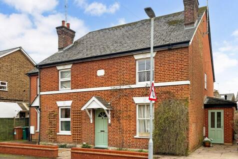 Talbot Road, Rickmansworth... 3 bed semi