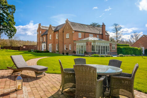 Long Marston Road, Welford on Avon... 9 bed detached house for sale