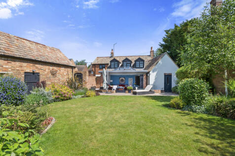 High Street, Huntingdon PE28 4 bed detached house for sale