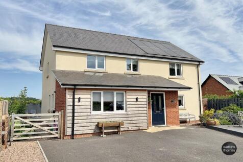 Ramblers Way, Winforton, Hereford, HR3 4 bed detached house for sale