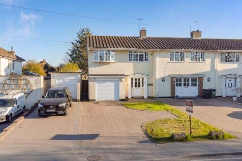 3 bedroom end of terrace house for sale