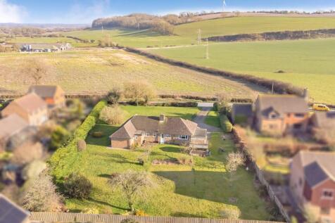 3 bedroom detached bungalow for sale