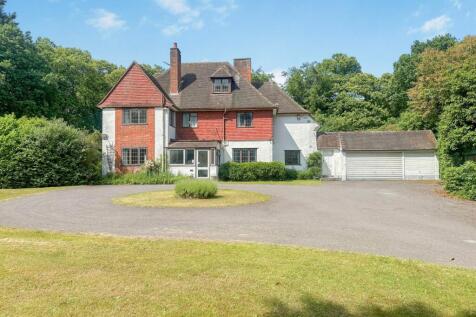 Byfleet Road, Cobham, Surrey, KT11 6 bed detached house for sale