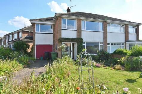 Leighton Close, Leamington Spa 4 bed semi