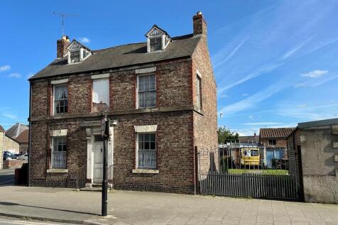 Commercial Street, Norton, Malton 3 bed detached house for sale