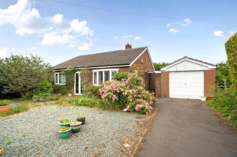 Fauls Green, Fauls. 2 bed detached bungalow for sale