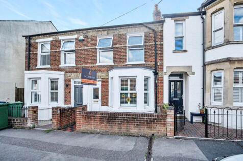 New High Street, Headington., Oxford 2 bed terraced house for sale