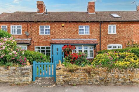 Main Street, Cleeve Prior WR11 3 bed house for sale
