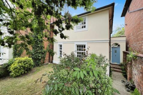 Russell Terrace, Leamington Spa 3 bed house for sale
