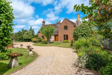 Wyre Lane, Long Marston 4 bed detached house for sale