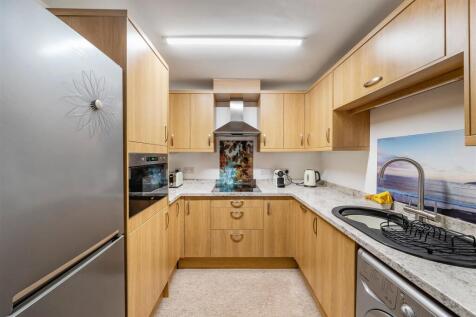 1 bedroom flat for sale