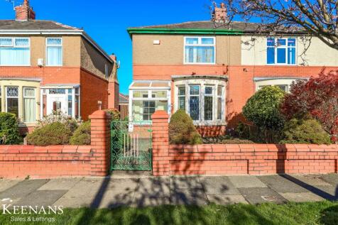 2 bedroom semi-detached house for sale