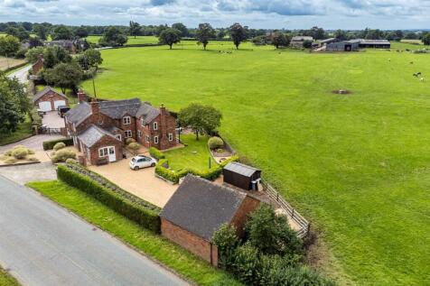 Lavender Cottage, Barthomley, Cheshire 3 bed semi
