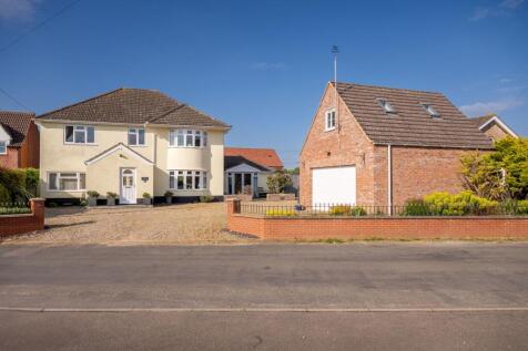 Swaffham 4 bed detached house for sale