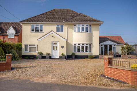Swaffham 4 bed detached house for sale