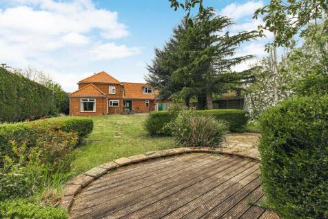 Beeston 6 bed detached house for sale