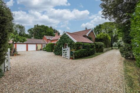 Shipdham 4 bed cottage for sale