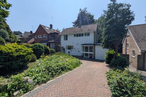 Bassett 3 bed detached house for sale