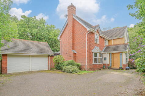 Brinsley Close, Hillfield 4 bed detached house for sale