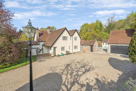 Chesham Road, Berkhamsted 5 bed detached house for sale