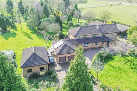 Arley Road, Warrington WA4 5 bed detached house for sale
