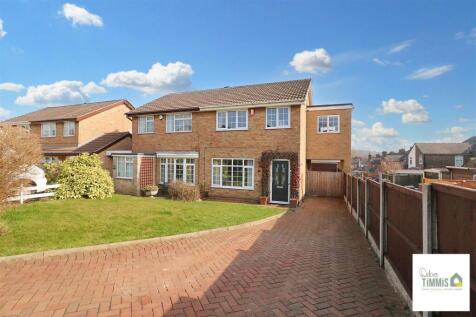 4 bedroom semi-detached house for sale
