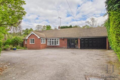 North Road, Ruddington, Nottingham 4 bed detached bungalow for sale