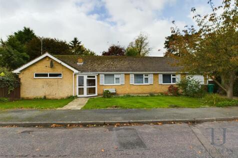 Orchard Close, Clifton Village... 4 bed detached bungalow for sale
