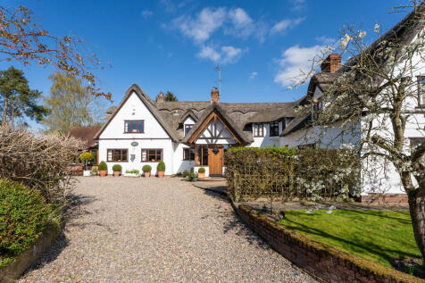 The Street, Haverhill CB9 5 bed detached house for sale