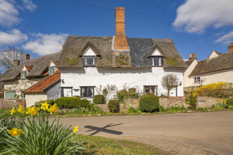 Great Waldingfield, Sudbury, Suffolk 4 bed semi