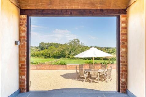 Compton Bassett, Calne, Wiltshire, SN11 4 bed barn conversion for sale