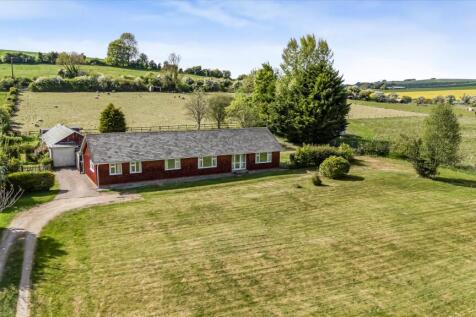 Aldbourne, Marlborough, Wiltshire, SN8 4 bed bungalow for sale