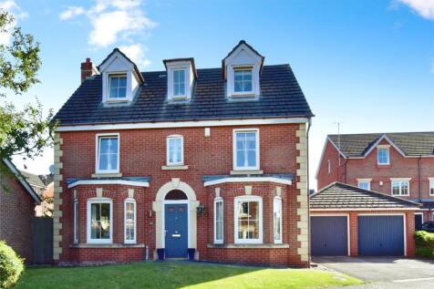5 bedroom detached house for sale