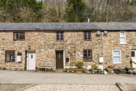 Oakford, Tiverton 3 bed terraced house for sale
