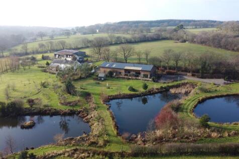 Meshaw 4 bed detached house for sale
