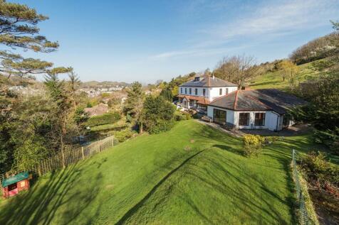Ilfracombe 11 bed detached house for sale