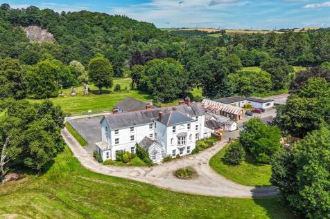 North Devon 31 bed detached house for sale