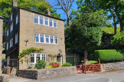 Oldham Road, Delph OL3 5 bed detached house for sale